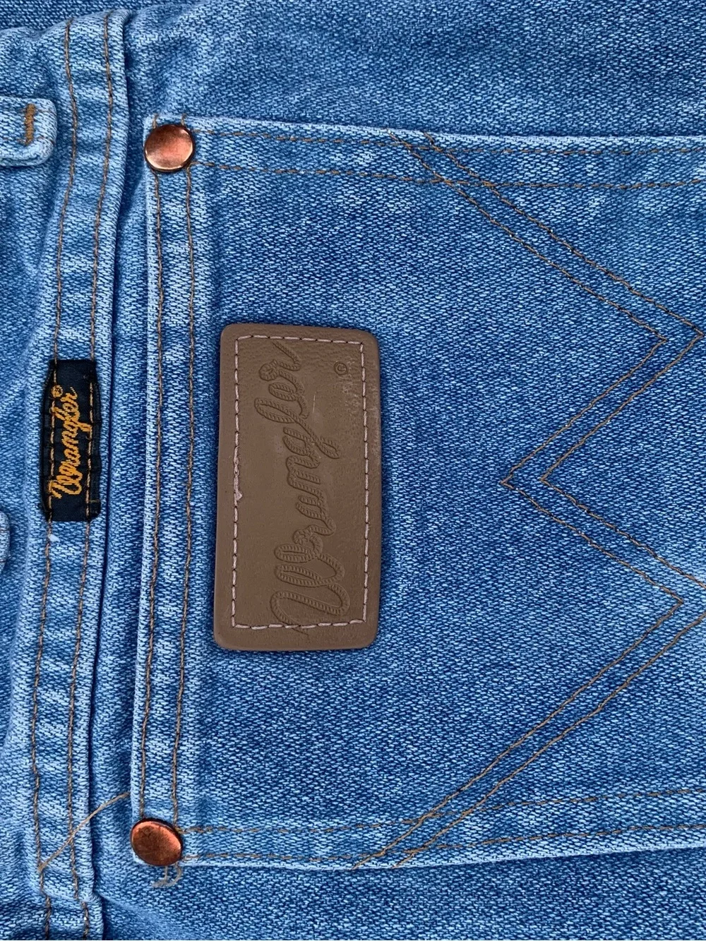 Wrangler Women's Straight-Leg Jeans in Medium Blue Denim
